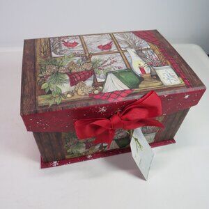 Susan Winget Cardinals Gift Box w Magnetic Closure 8x5.5x4.5" Winter Christmas